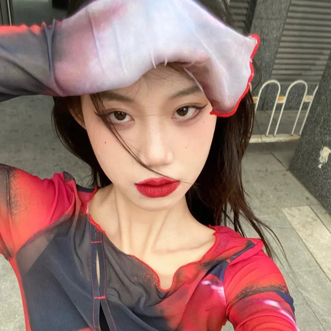 泡菜爱上小龙虾